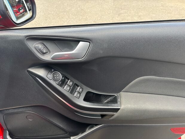 Ford Fiesta 5 Door Active Edition NON Local SVP 1.0L EcoBoost Hybrid 125PS 6 Speed 2021 12