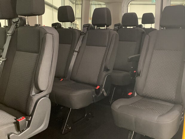 Ford Transit 410 2.0L 130PS H2 14 Seater Minibus Trend 9