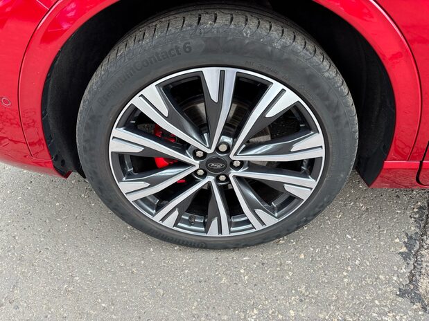 Ford Kuga ST-LINE X EDITION ECOBLUE 7
