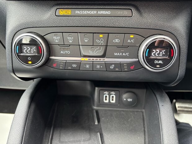 Ford Kuga ST-LINE X EDITION ECOBLUE 31
