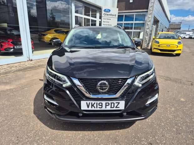 Nissan Qashqai DIG-T TEKNA 2