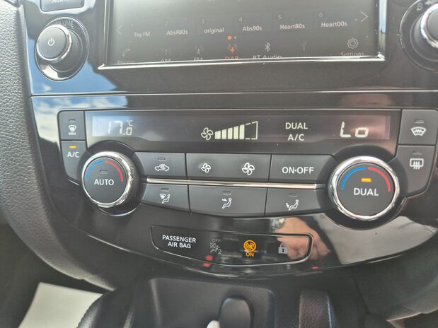 Nissan Qashqai DIG-T TEKNA 17