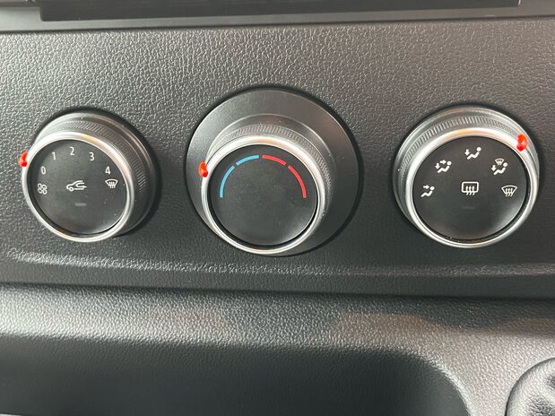 Nissan Interstar DCI ACENTA L2H2 17