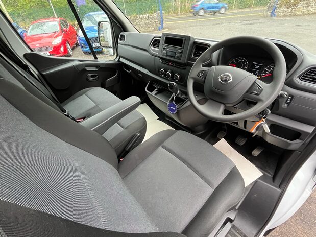 Nissan Interstar DCI ACENTA L2H2 11