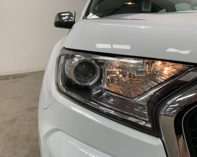 Ford Ranger Pick Up Double Cab XLT 2.0 Eco Blue 170 Fitted with Canopy