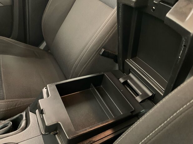 Ford Ranger Pick Up Double Cab XLT 2.0 Eco Blue 170 Fitted with Canopy 24