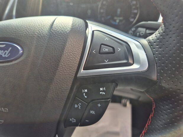 Ford S-Max ST-LINE 18