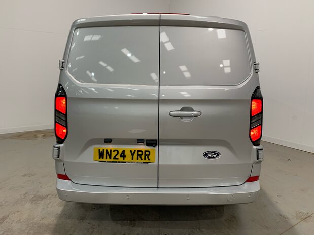 Ford Transit Custom  300L2 H1 2.0 EcoBlue 136ps Van Limited 8