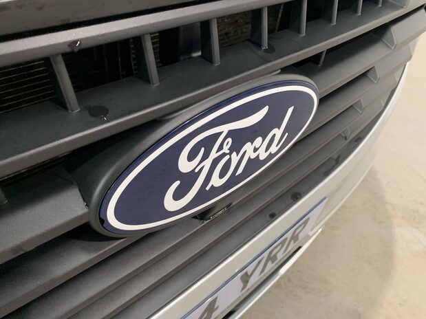 Ford Transit Custom  300L2 H1 2.0 EcoBlue 136ps Van Limited 4