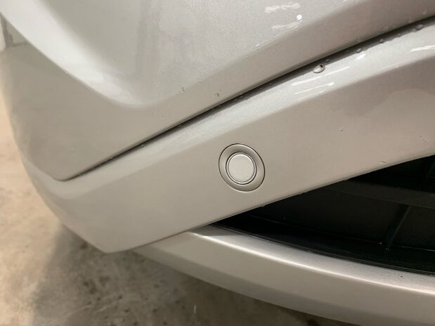 Ford Transit Custom  300L2 H1 2.0 EcoBlue 136ps Van Limited 5