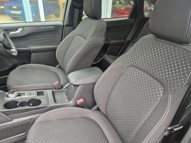 Ford Kuga TITANIUM 11