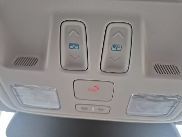 Ford Kuga TITANIUM 25