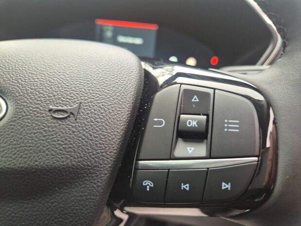 Ford Kuga TITANIUM 14