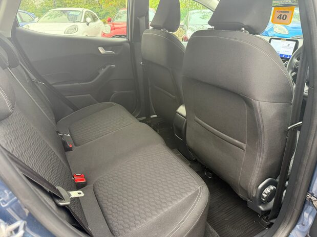 Ford Fiesta TITANIUM MHEV 13