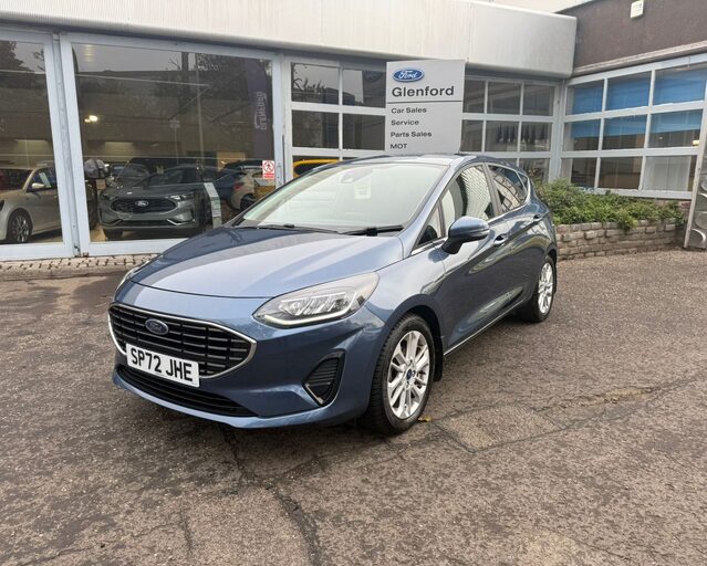 Ford Fiesta TITANIUM MHEV