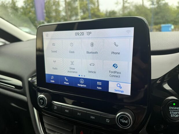 Ford Fiesta TITANIUM MHEV 24