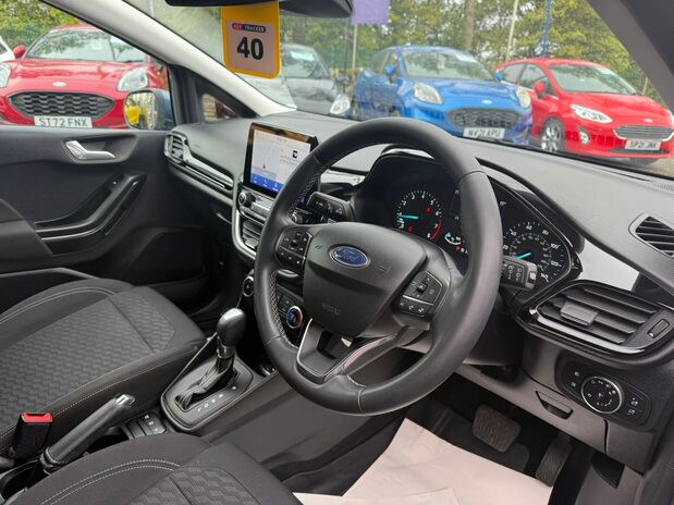 Ford Fiesta TITANIUM MHEV 16