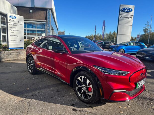 Ford Mustang Mach-E PREMIUM 3