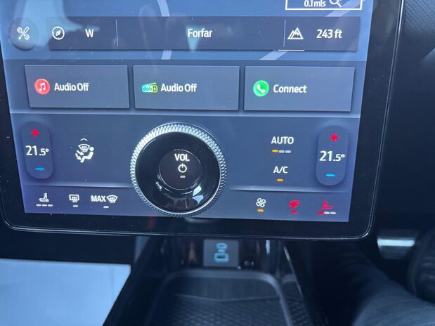 Ford Mustang Mach-E PREMIUM 27