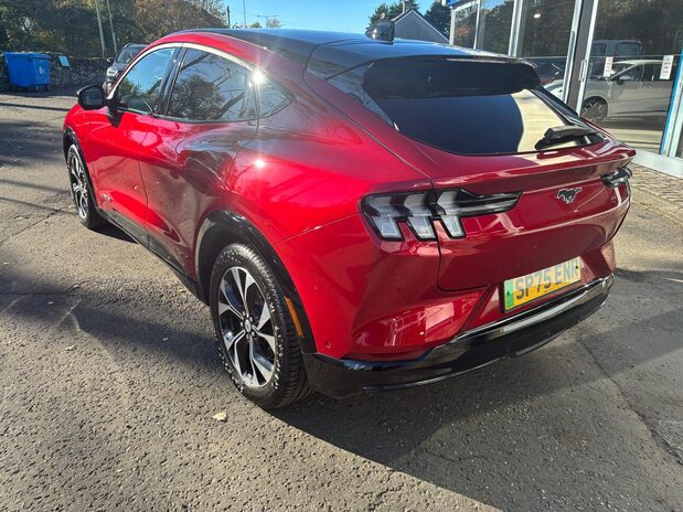 Ford Mustang Mach-E PREMIUM 11