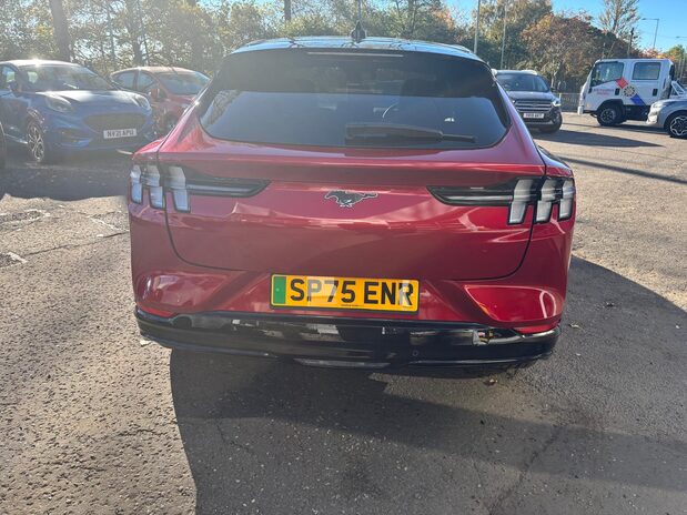 Ford Mustang Mach-E PREMIUM 10