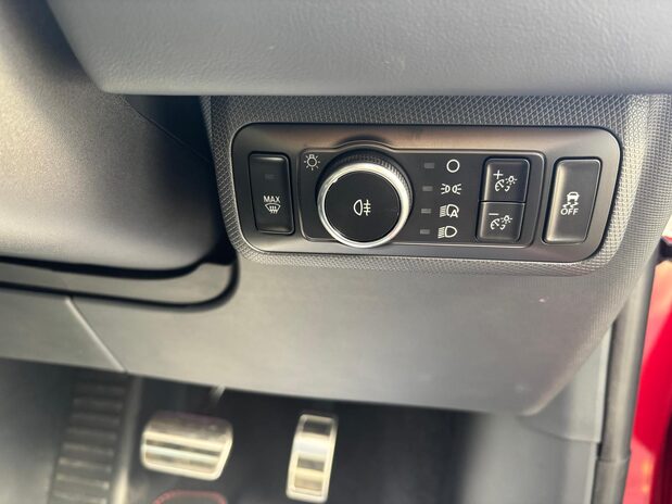 Ford Mustang Mach-E PREMIUM 18