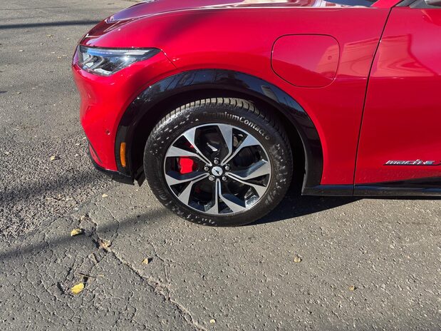 Ford Mustang Mach-E PREMIUM 7