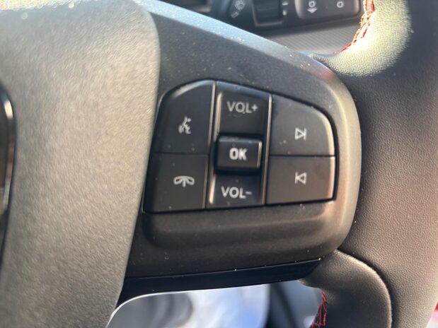 Ford Mustang Mach-E PREMIUM 23