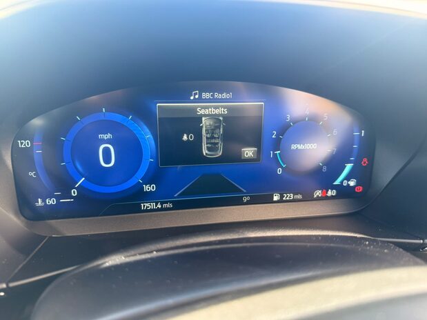 Ford Focus TITANIUM X EDITION MHEV 20