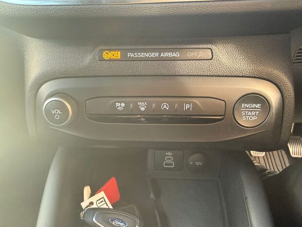 Ford Focus TITANIUM X EDITION MHEV 22