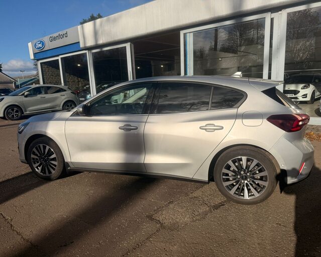 Ford Focus TITANIUM X EDITION MHEV