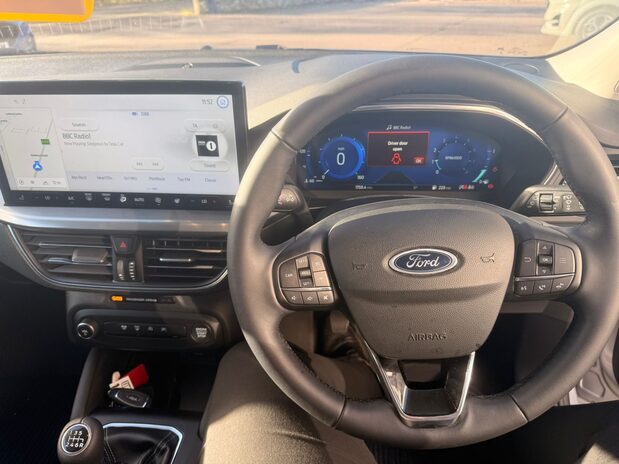 Ford Focus TITANIUM X EDITION MHEV 15