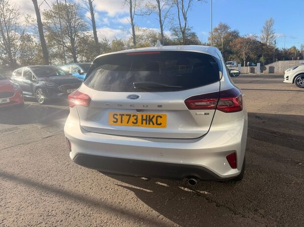 Ford Focus TITANIUM X EDITION MHEV 5