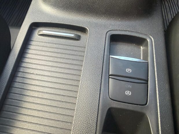 Ford Focus TITANIUM X EDITION MHEV 27