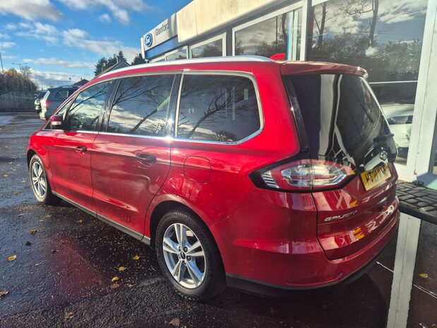 Ford Galaxy TITANIUM ECOBLUE 6