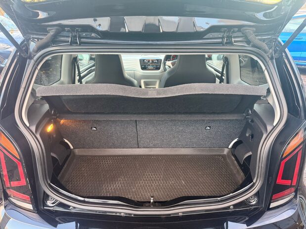 Volkswagen Up UP BY BEATS 12