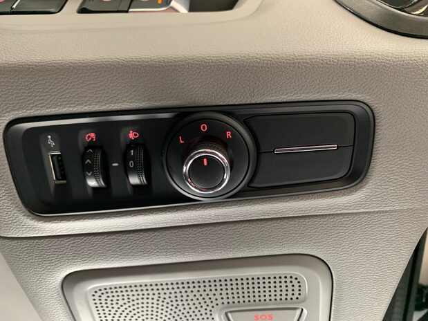 Maxus Deliver 7 BASE L2H1 Panel Van *pre-reg* 19