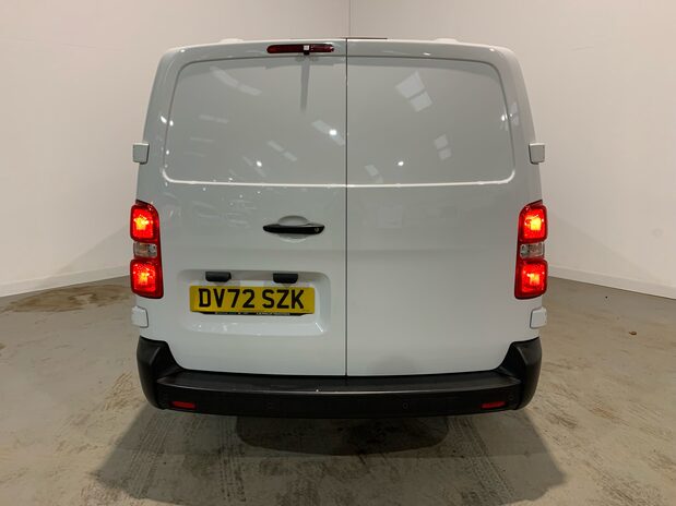 Vauxhall Vivaro L2H1 F2900 DYNAMIC S/S 9