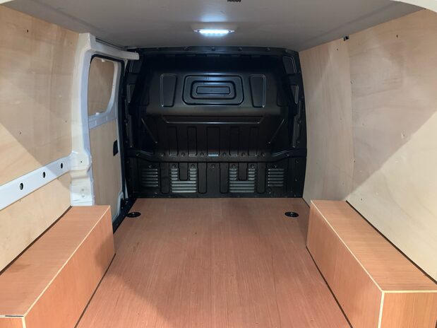 Maxus Deliver 3 90kW L1 H1 Van 50.2kWh Auto 9