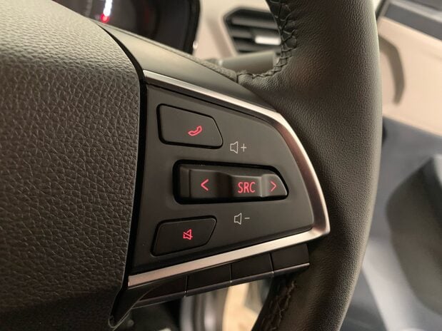 Maxus Deliver 3 90kW L1 H1 Van 50.2kWh Auto 18