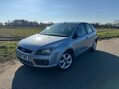 Ford Focus 1.6 Zetec Climate 5dr 16