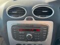 Ford Focus 1.6 Zetec Climate 5dr 41