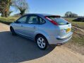 Ford Focus 1.6 Zetec Climate 5dr 4
