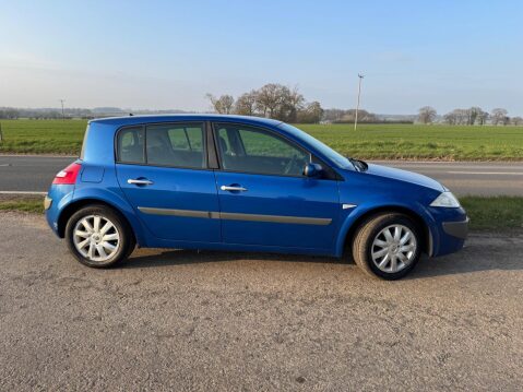 Renault Megane 1.6 VVT Dynamique 5dr 22