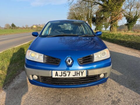 Renault Megane 1.6 VVT Dynamique 5dr 9