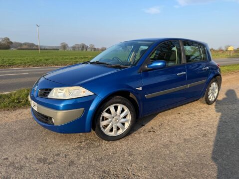 Renault Megane 1.6 VVT Dynamique 5dr 13
