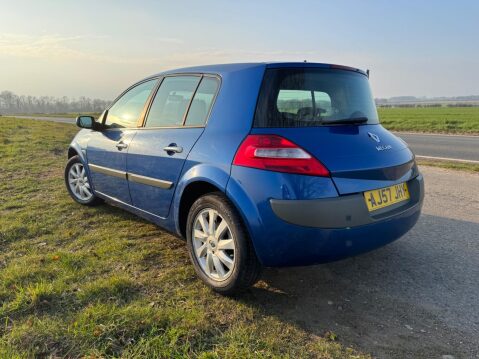 Renault Megane 1.6 VVT Dynamique 5dr 18