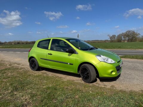 Renault Clio EXTREME 12