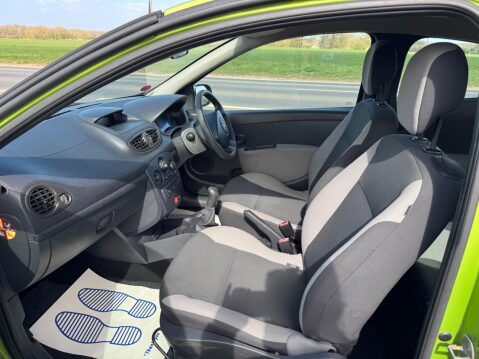 Renault Clio EXTREME 39