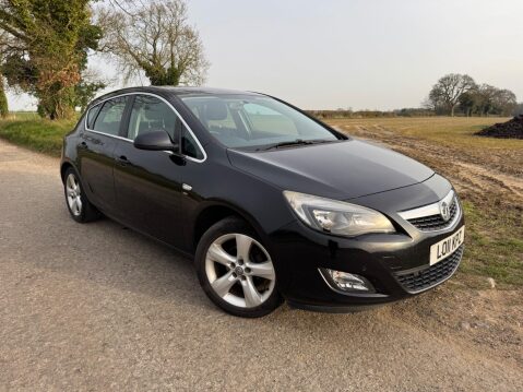 Vauxhall Astra 1.4 16v SRi Euro 5 5dr 7